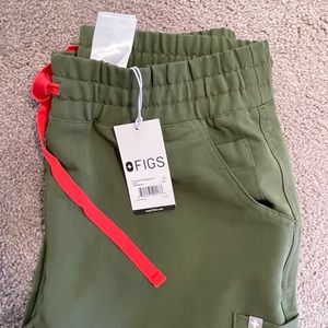Women’s Dark Olive Yola™ - High Waisted Scrub Pants - S / Dark Olive
